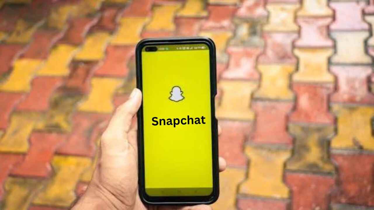 How To Use Snapchat for Business in 2024: A Complete Guide